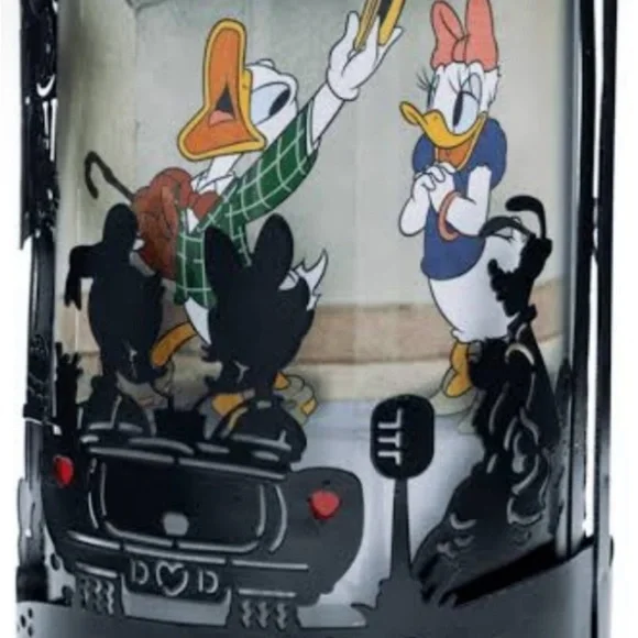 Scentsy Disney “Drive-In” Warmer - Picture 4 of 4
